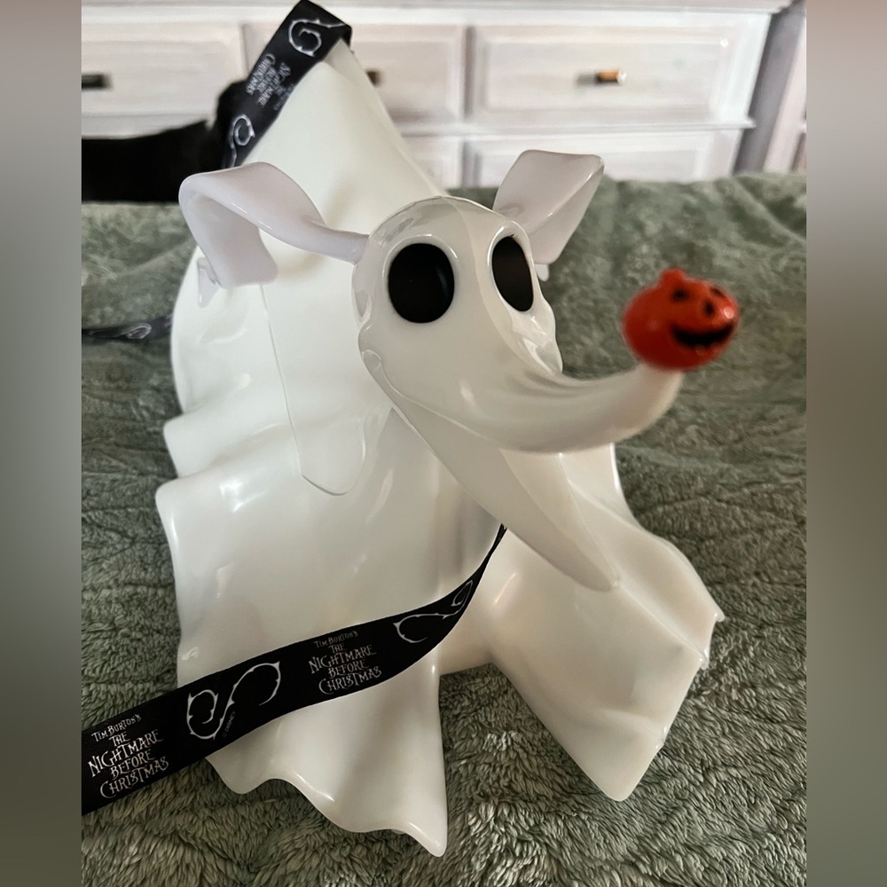 Disney Zero popcorn bucket!!White Ghost Dog Figurine with Black Ribbon